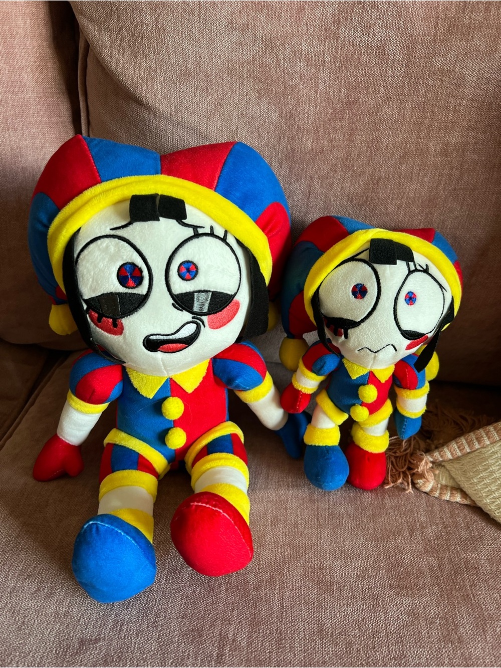 The Amazing Digital Circus Pomni Talking Plush Bundle